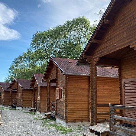 Gyopar Wooden Houses Извоаре Екстериор снимка