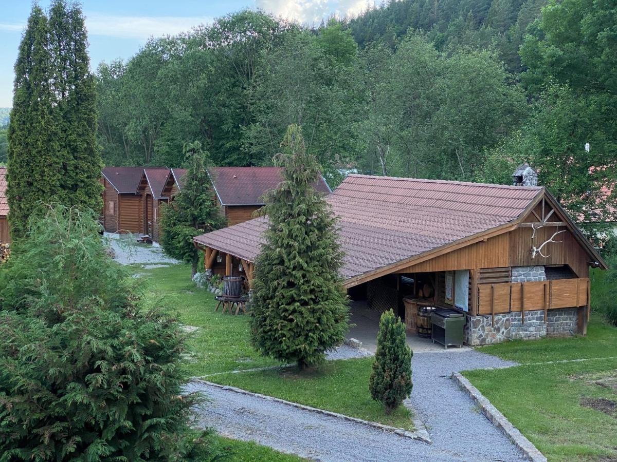 Gyopar Wooden Houses Извоаре Екстериор снимка