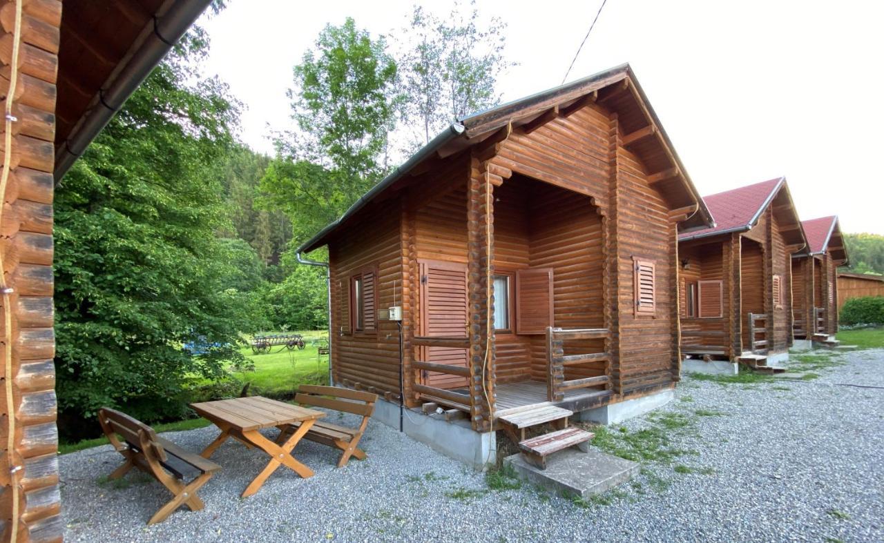 Gyopar Wooden Houses Извоаре Екстериор снимка